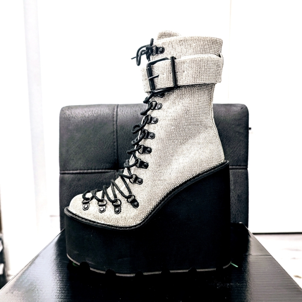 SOLD NIB Club Exx Crystal Traitor Boots